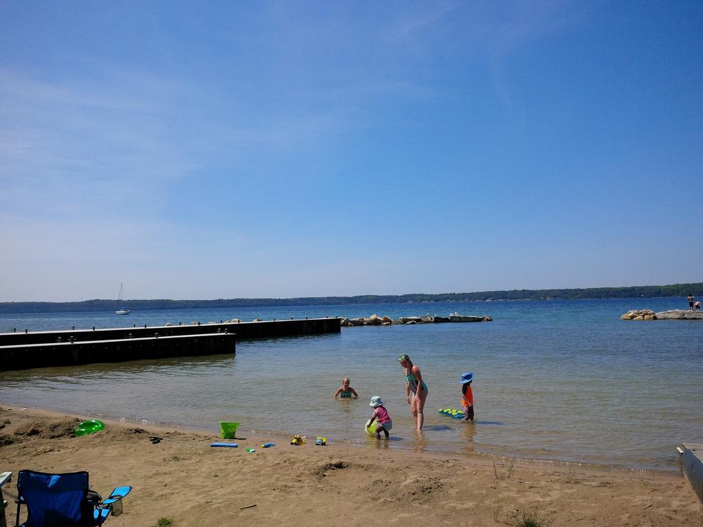 Bayshore Cottages Wiarton Eksteriør billede