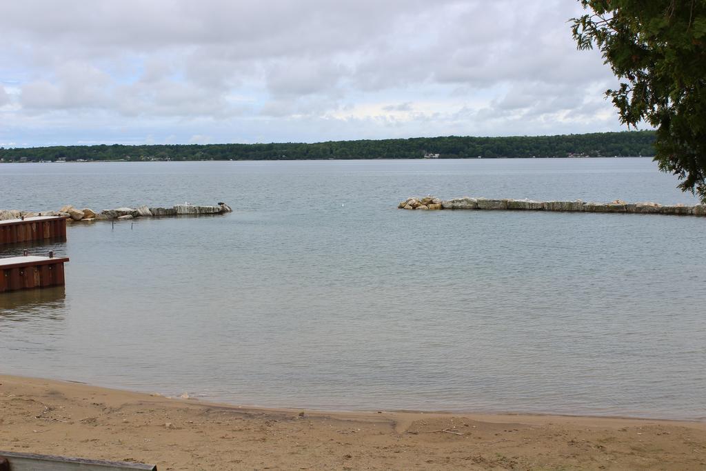 Bayshore Cottages Wiarton Eksteriør billede
