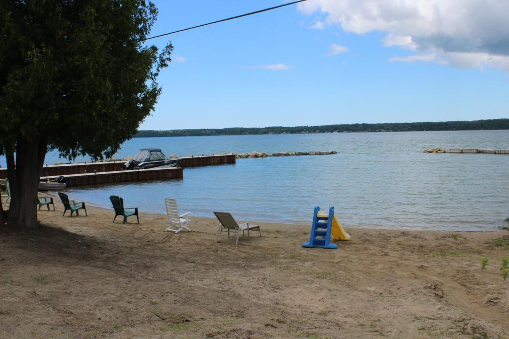 Bayshore Cottages Wiarton Eksteriør billede